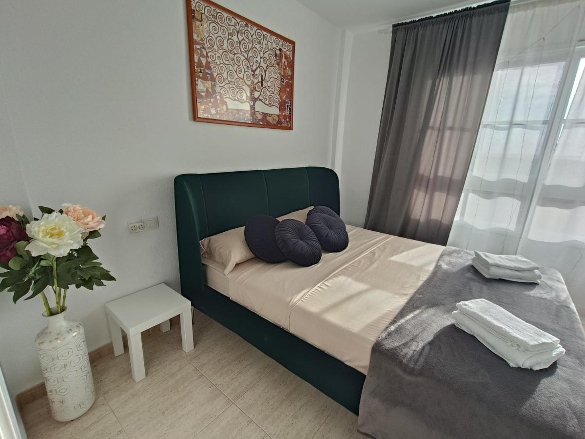 Apartamento Familiar Arcoiris Primera Linea De La Playa Callao Salvaje Exteriör bild