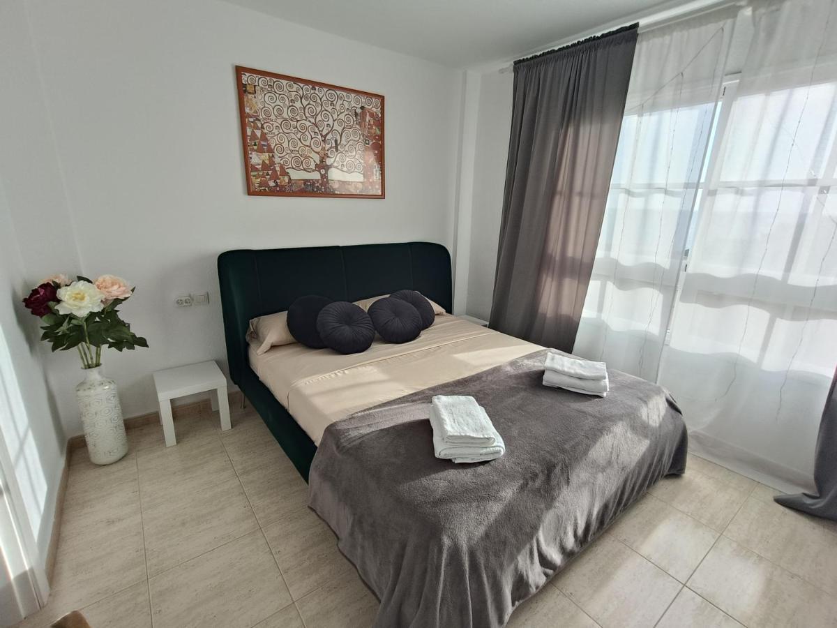 Apartamento Familiar Arcoiris Primera Linea De La Playa Callao Salvaje Exteriör bild